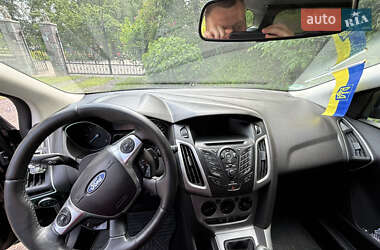 Универсал Ford Focus 2011 в 