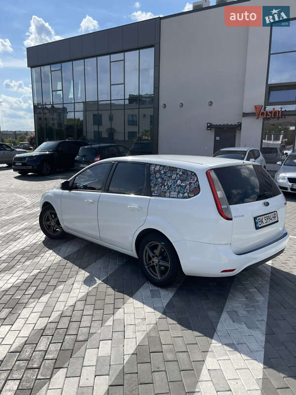 Универсал Ford Focus 2010 в Ровно