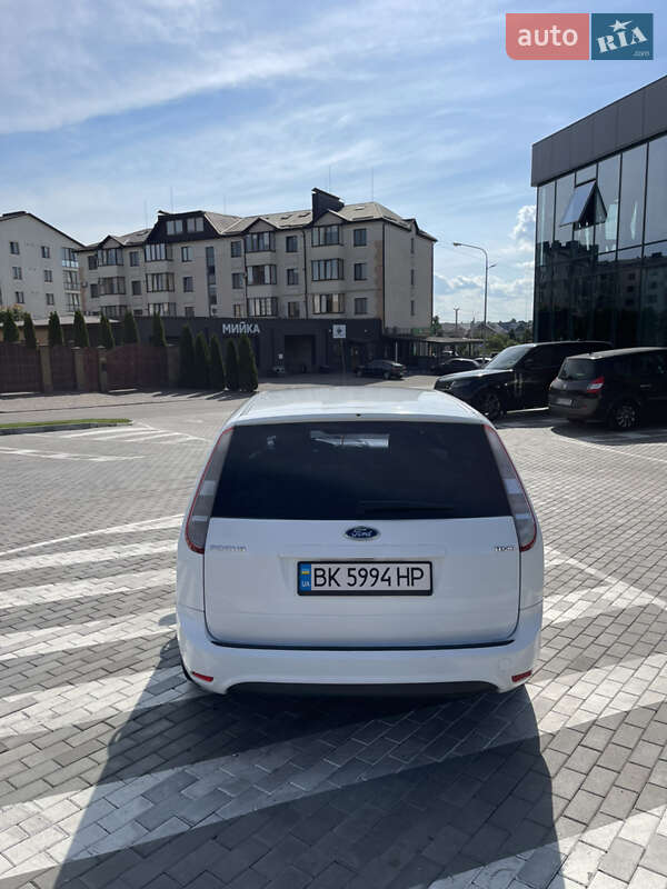 Универсал Ford Focus 2010 в Ровно