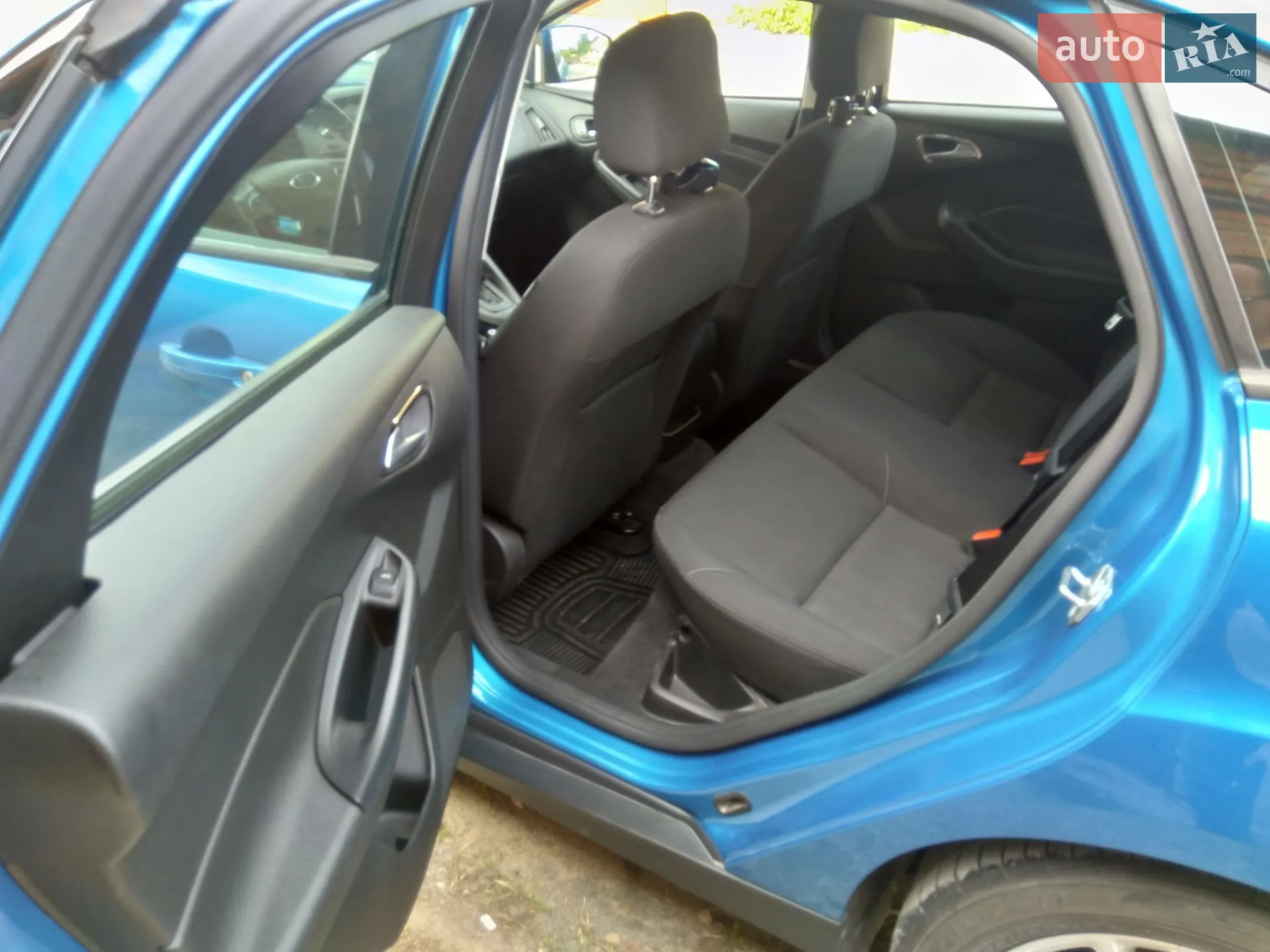 2016 Ford Focus - мініатюра 14