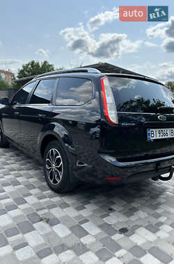 Универсал Ford Focus 2010 в 