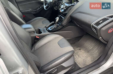 Хэтчбек Ford Focus 2013 в 