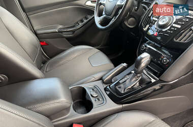 Хэтчбек Ford Focus 2013 в 