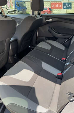 Седан Ford Focus 2014 в 