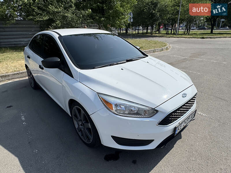 Седан Ford Focus 2017 в Днепре