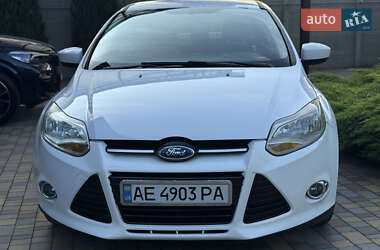 Седан Ford Focus 2012 в 
