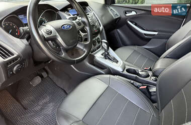 Седан Ford Focus 2012 в 
