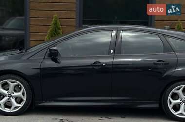 Хетчбек Ford Focus 2014 в Шептицькому