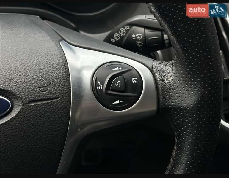 Хэтчбек Ford Focus 2014 в Шептицькому