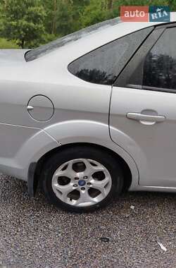 Универсал Ford Focus 2011 в 
