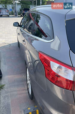Универсал Ford Focus 2011 в 