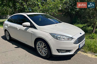 Седан Ford Focus 2016 в 