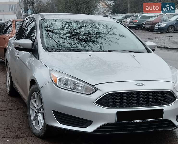 Седан Ford Focus 2017 в Ужгороді