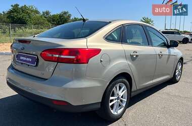 Седан Ford Focus 2016 в 