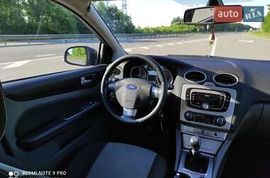Универсал Ford Focus 2010 в 