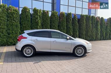 Хэтчбек Ford Focus 2013 в Мукачево