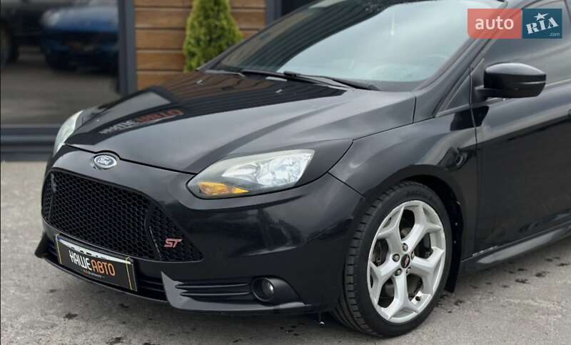 Хэтчбек Ford Focus 2014 в Шептицькому