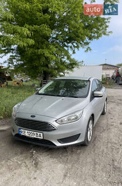 Седан Ford Focus 2015 в Дніпрі