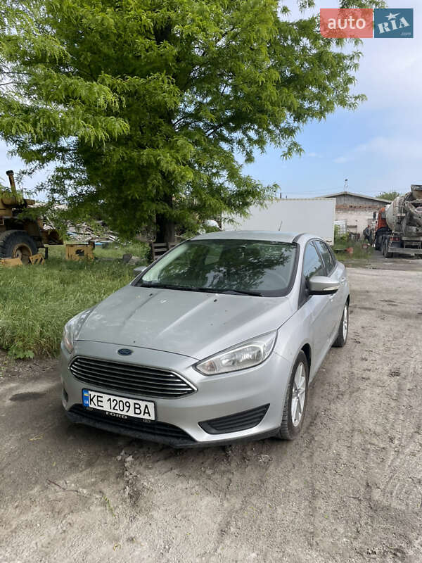 Седан Ford Focus 2015 в Дніпрі