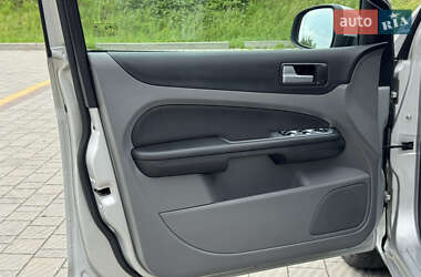 Универсал Ford Focus 2009 в 