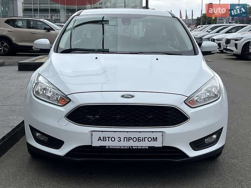Хэтчбек Ford Focus 2017 в Киеве
