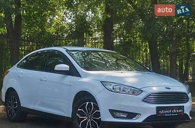 Седан Ford Focus 2018 в 
