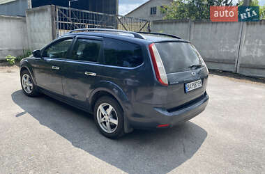 Универсал Ford Focus 2010 в 