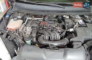 Хэтчбек Ford Focus 2007 в 