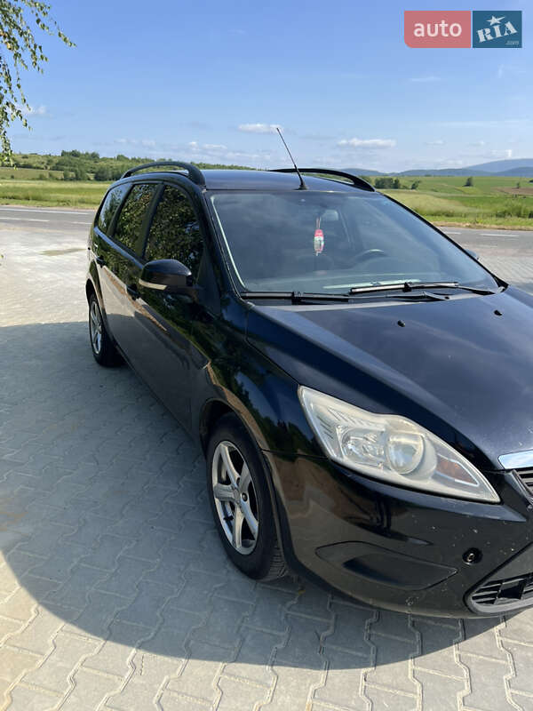Универсал Ford Focus 2010 в Мукачево фото 3 Универсал Ford Focus 2010 в Мукачево