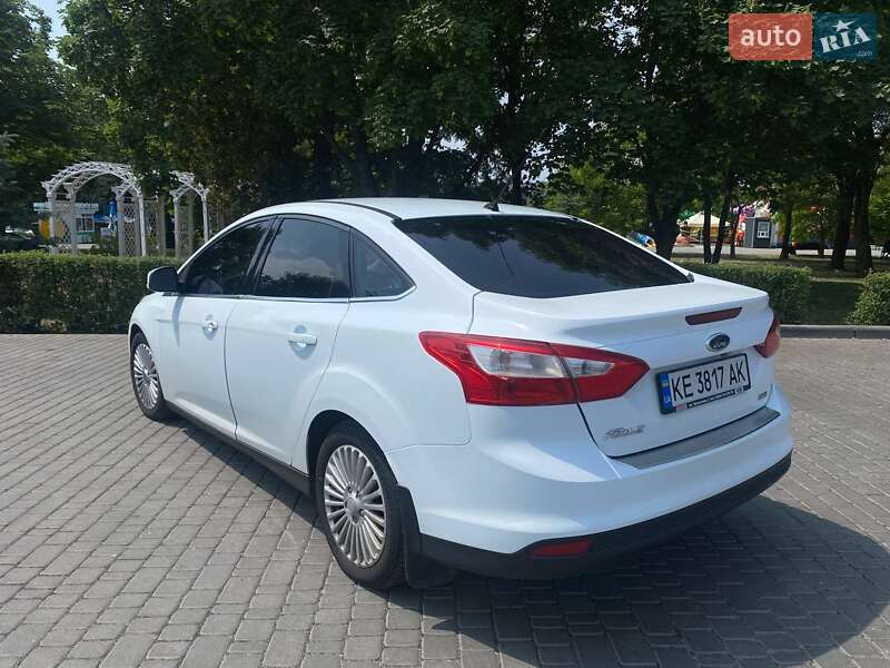 Седан Ford Focus 2013 в Каменском