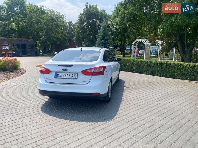 Седан Ford Focus 2013 в Каменском