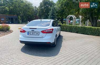 Седан Ford Focus 2013 в 