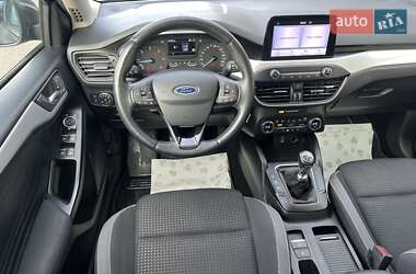 Хэтчбек Ford Focus 2019 в 