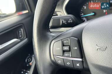 Хэтчбек Ford Focus 2019 в 
