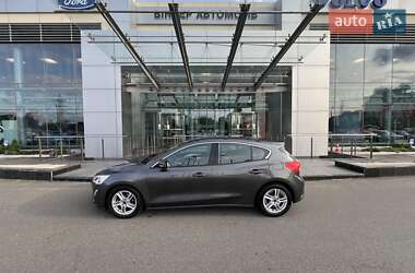 Хэтчбек Ford Focus 2019 в 