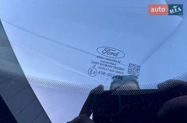 Хэтчбек Ford Focus 2016 в 