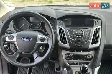 Универсал Ford Focus 2014 в 