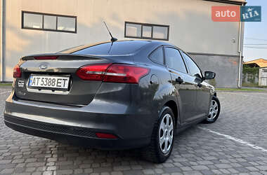 Седан Ford Focus 2017 в 