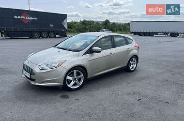 Хэтчбек Ford Focus 2017 в Винниках