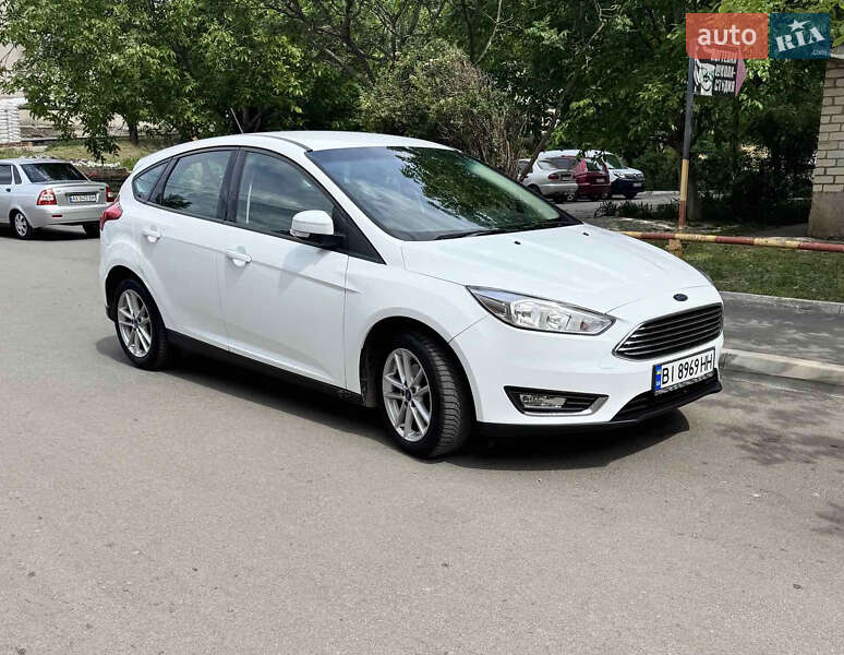 Хэтчбек Ford Focus 2017 в 