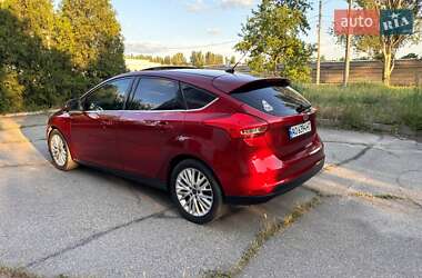 Хэтчбек Ford Focus 2016 в 