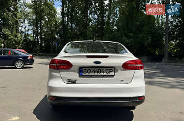 Седан Ford Focus 2016 в 
