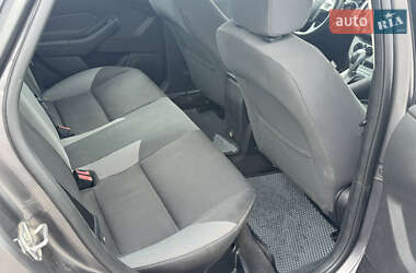 Седан Ford Focus 2014 в 