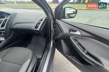 Седан Ford Focus 2014 в 