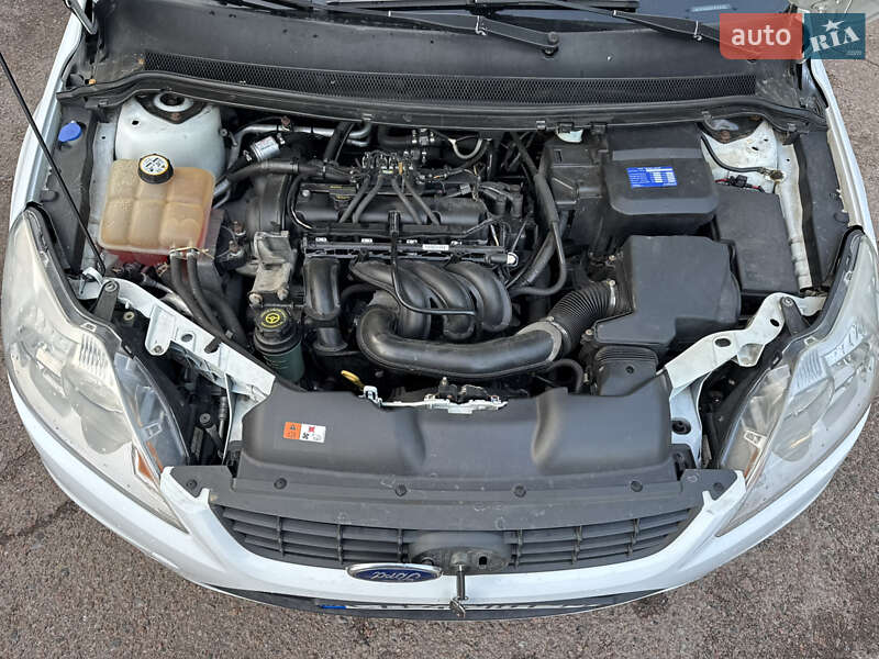 Хэтчбек Ford Focus 2010 в Чернигове
