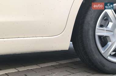 Хэтчбек Ford Focus 2005 в 