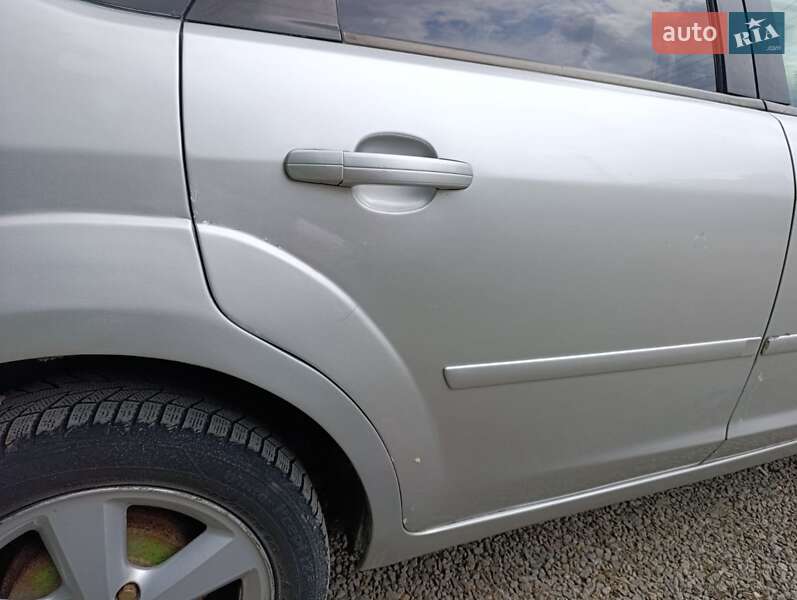 Хэтчбек Ford Focus 2007 в Хмельницком