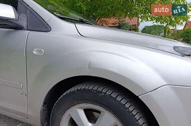 Хэтчбек Ford Focus 2007 в 