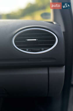 Универсал Ford Focus 2009 в 