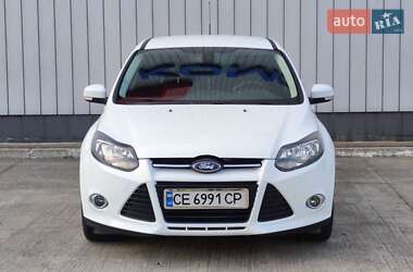 Хэтчбек Ford Focus 2012 в 